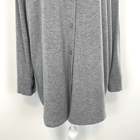 Soft Surroundings Gray Collared Long Sleeve Button Up Shirt. Size Large. - Picture 3 of 12